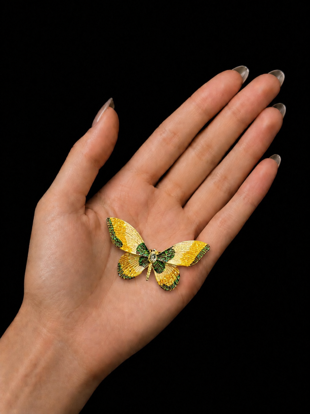 Brooche