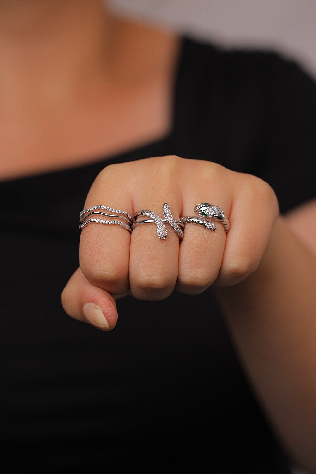 Rings R152