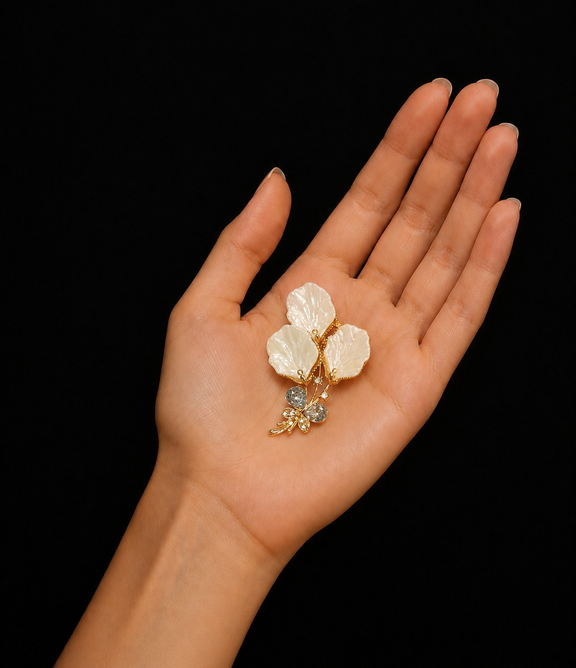 Brooche