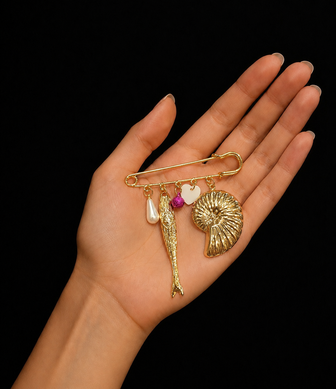 Brooche