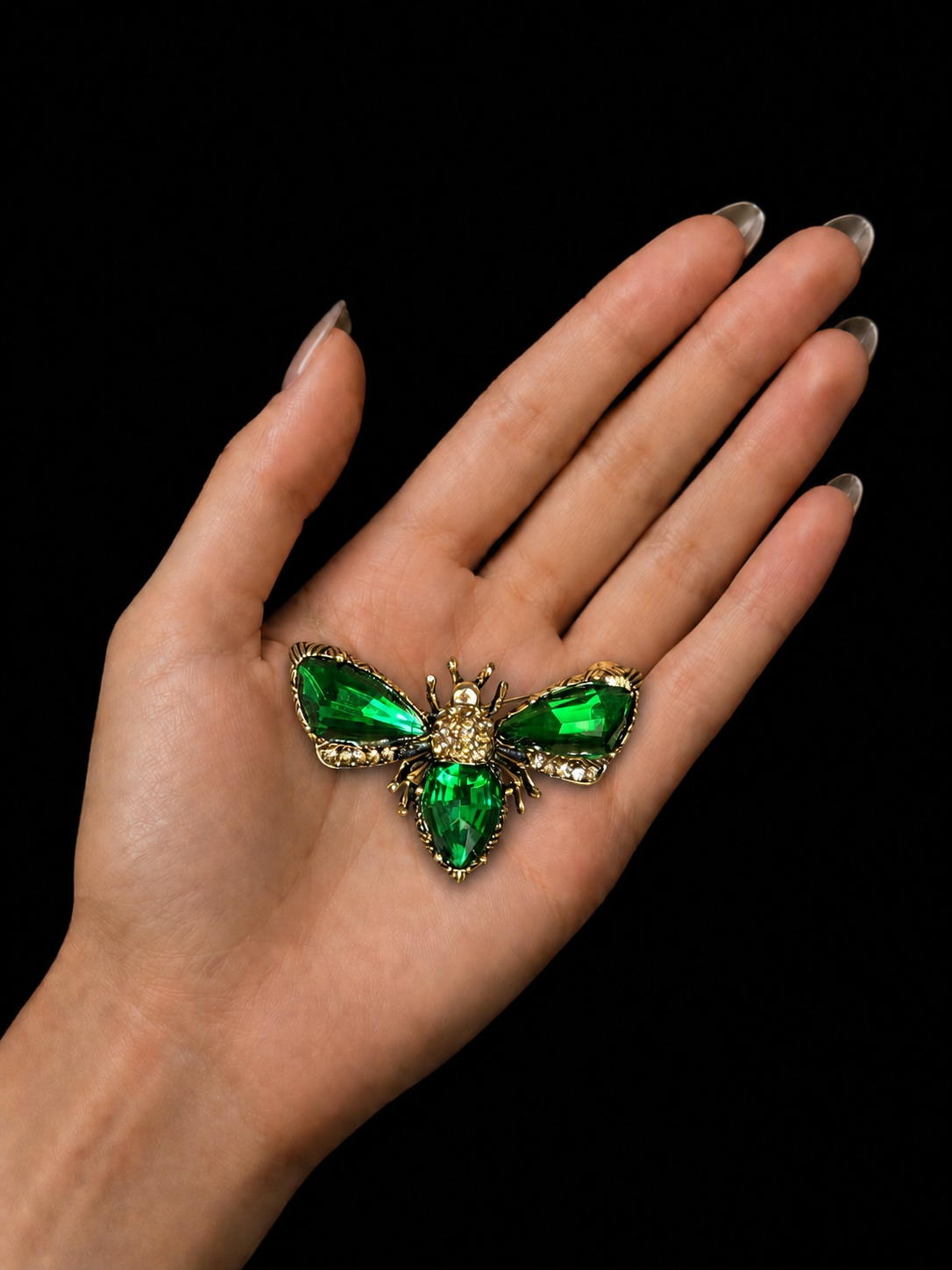 Brooche