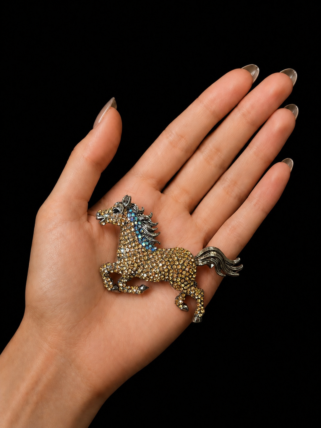 Brooche
