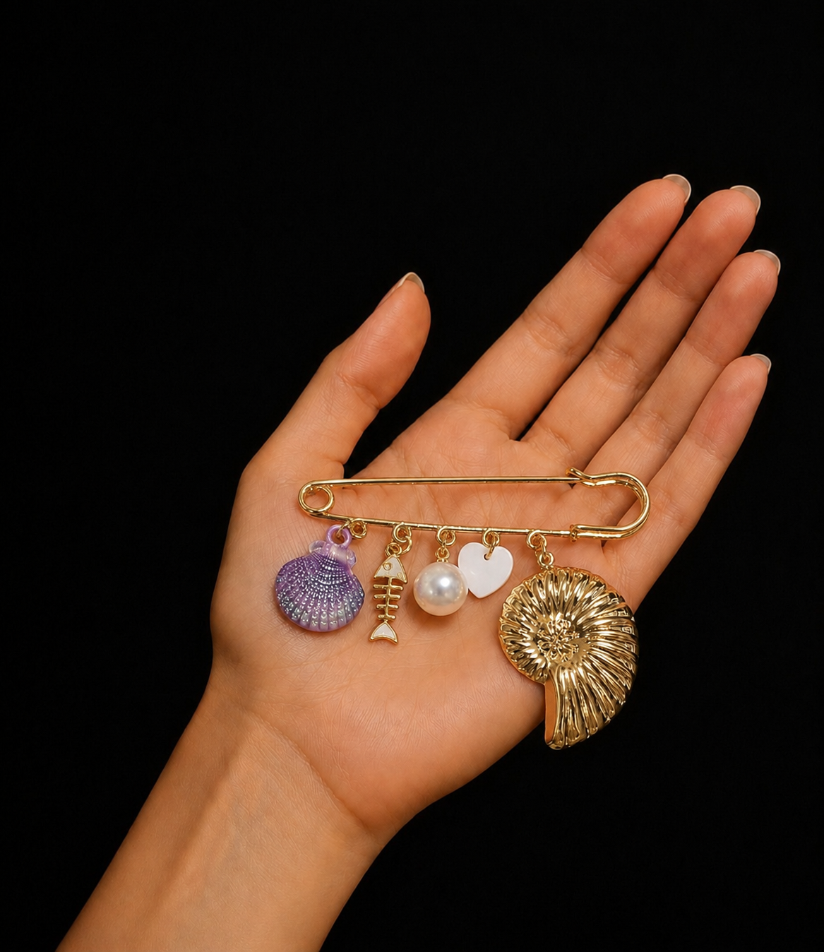 Brooche