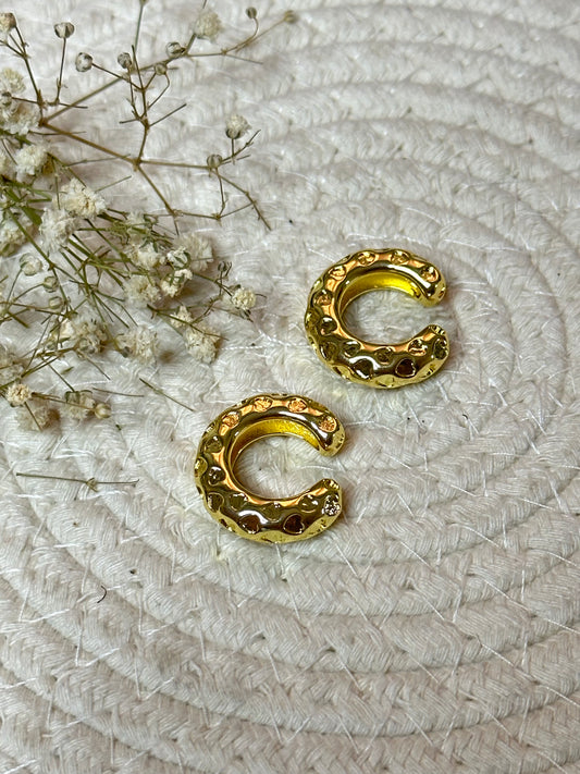 Earcuffs