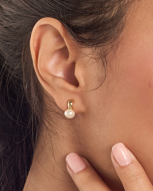 Earring natural pearls