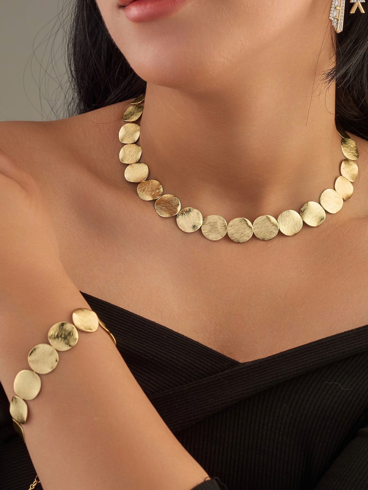 Necklace & bracelet