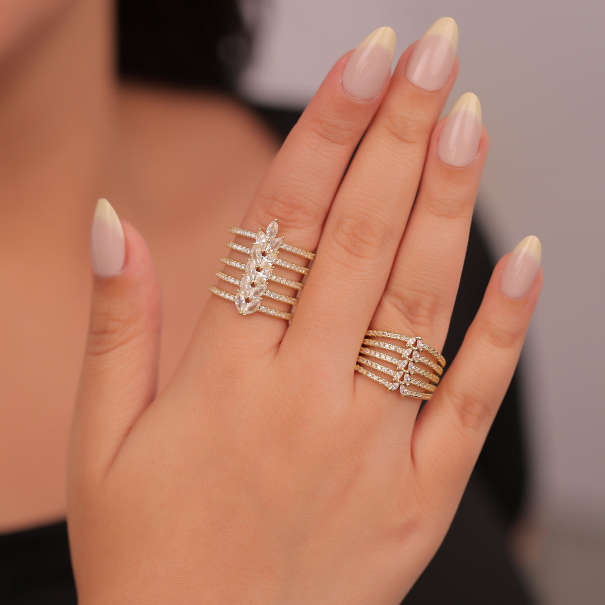 Rings R 217