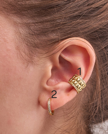 Earcuffs