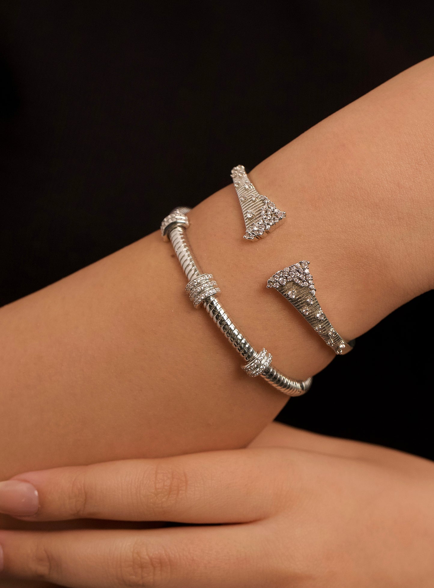 Bangles G83