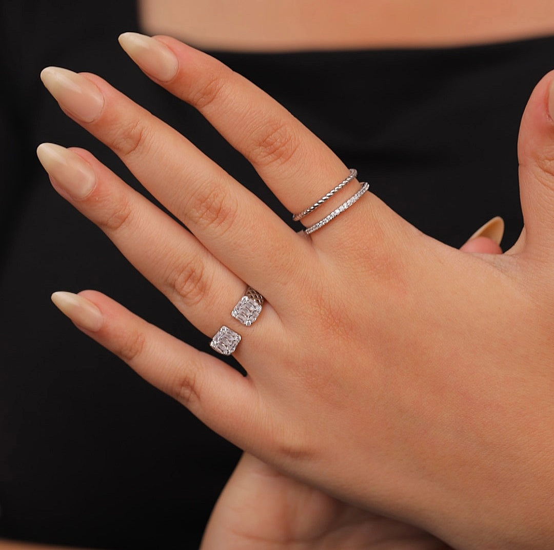 Rings R167