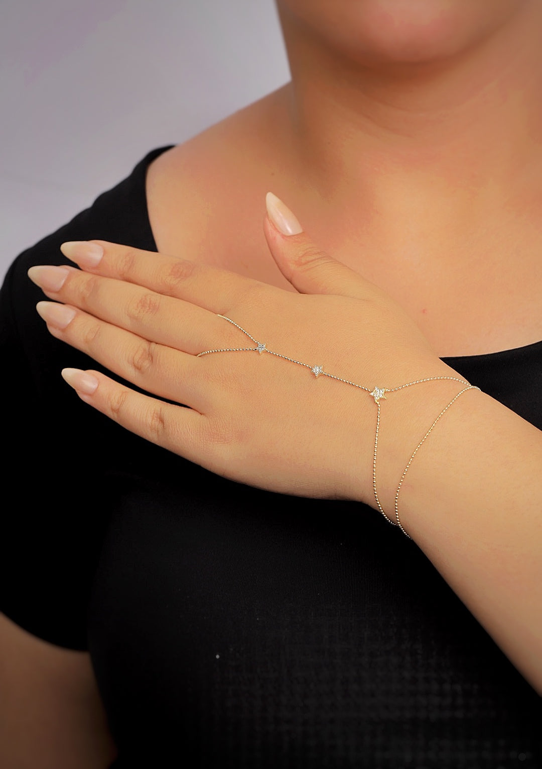 Hand Chains D57