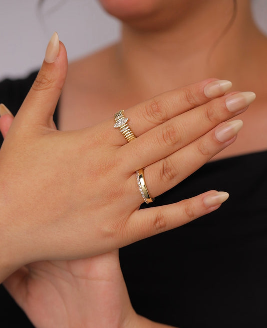 Rings R159