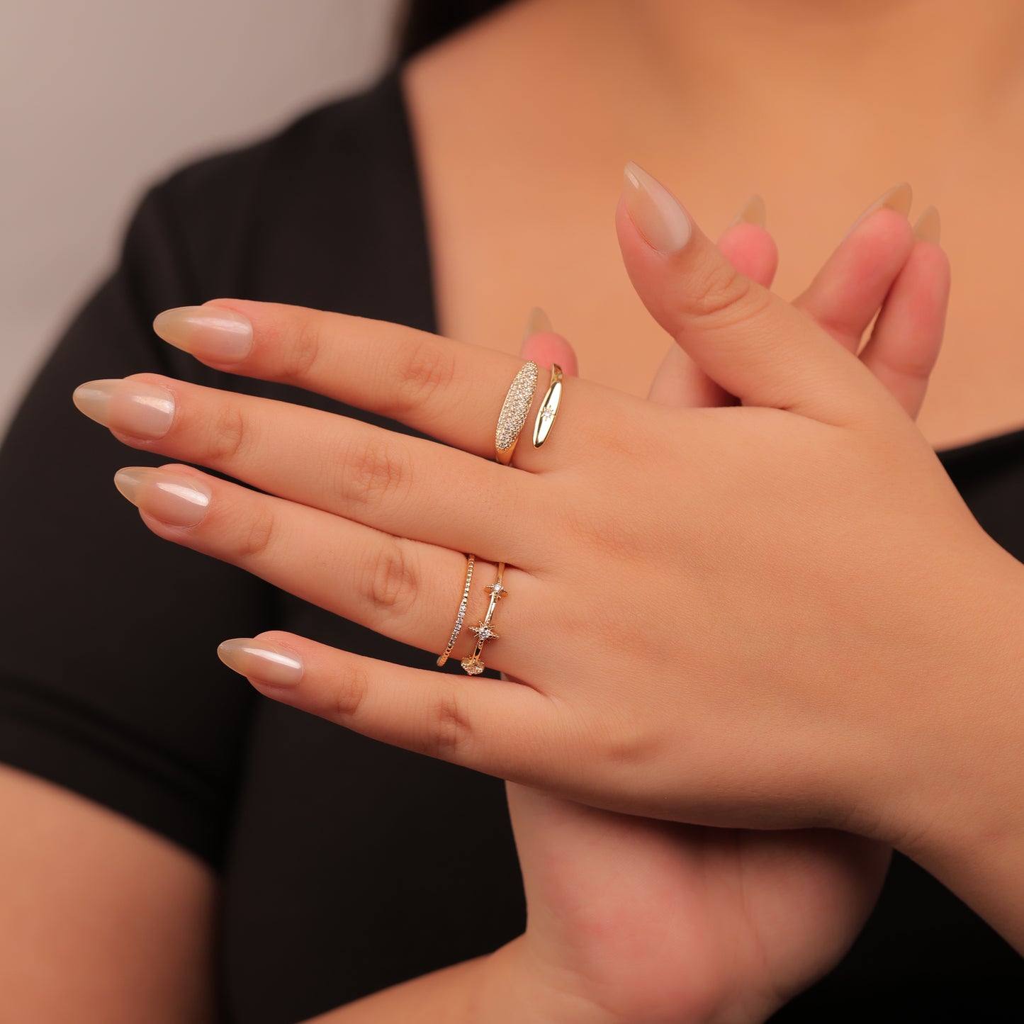 Rings R208