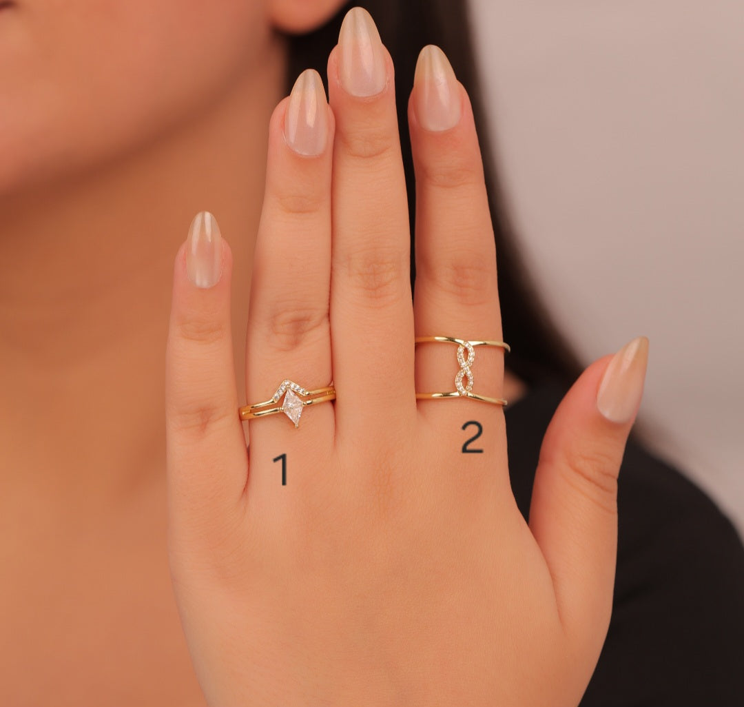 Rings R207