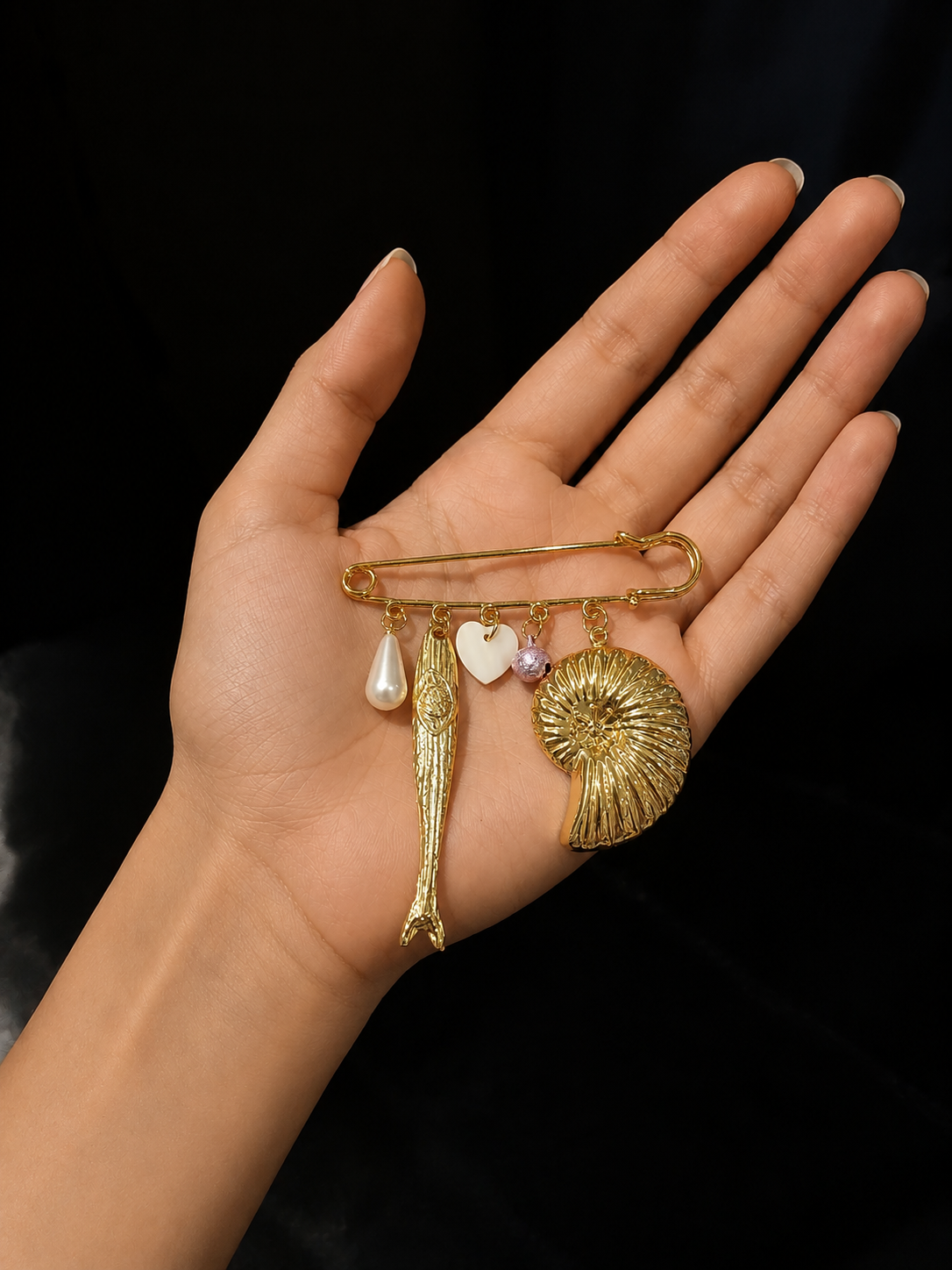 Brooche