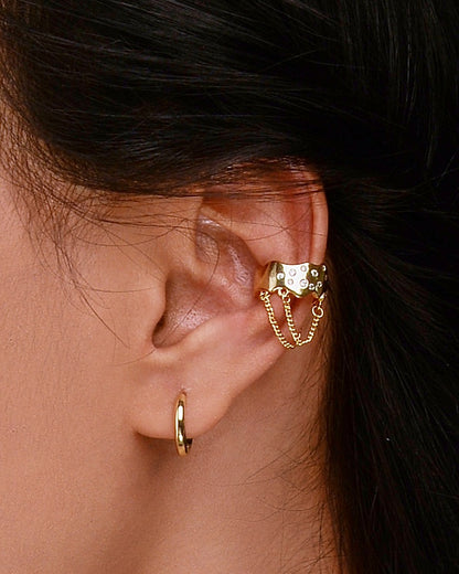 Earcuffs